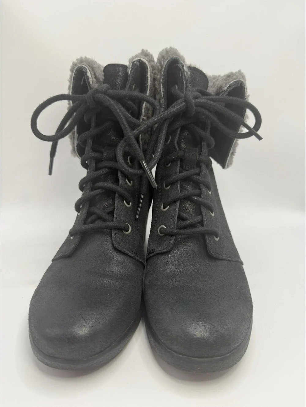 UGG Zea Black Leather Suede Shearling Lined Lace Up Wedge Combat Boots Sz 6 NWOB